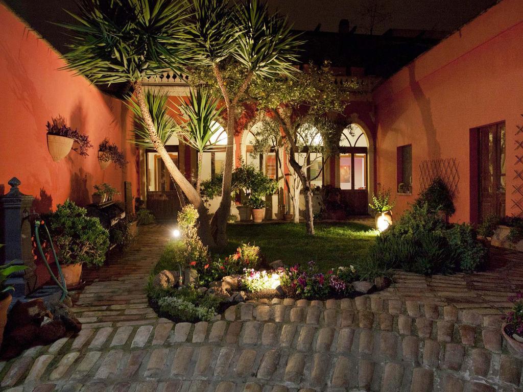 Casa Isotta Bed & Breakfast Quartu Sant'Elena Exterior photo